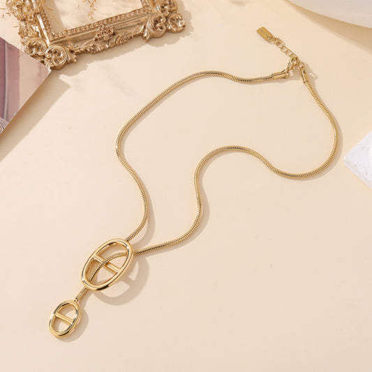 Collier Roxy